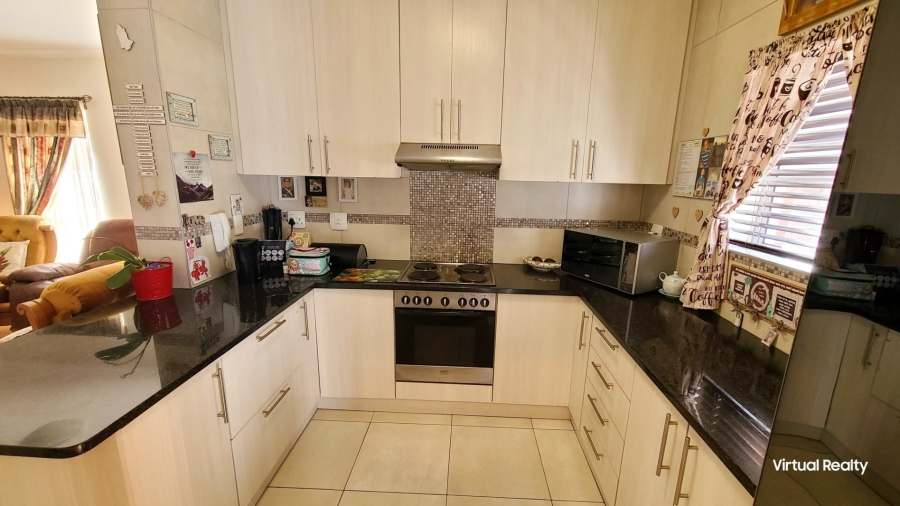 3 Bedroom Property for Sale in Sonkring Western Cape